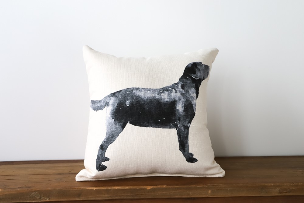 Black labrador hot sale pillow