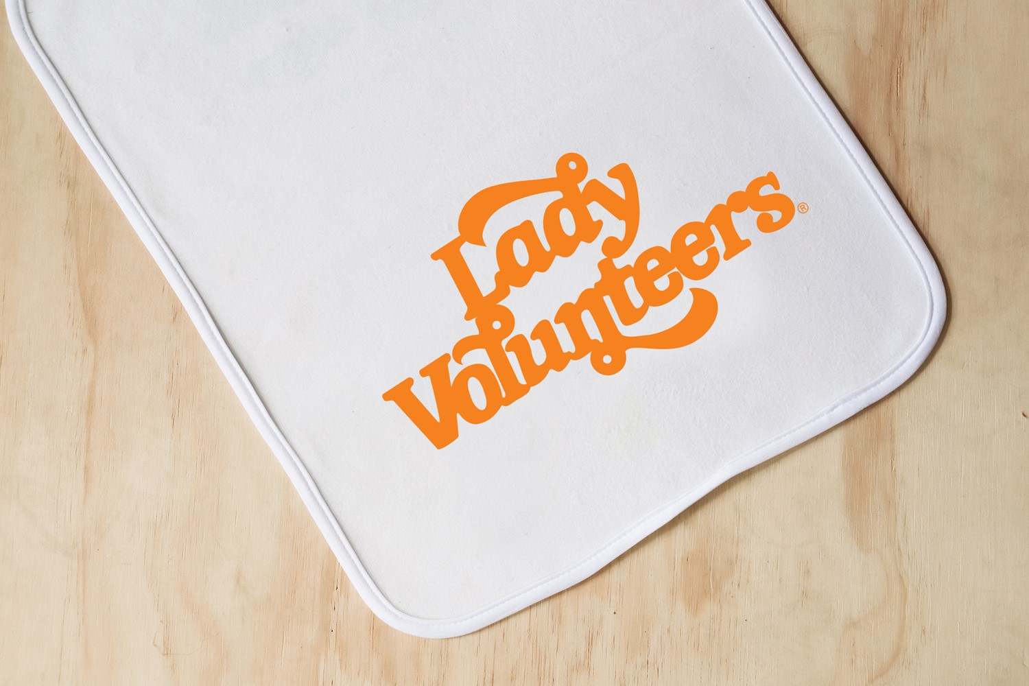 Lady Volunteers Script Logo Burp Cloth UTEN0007BC