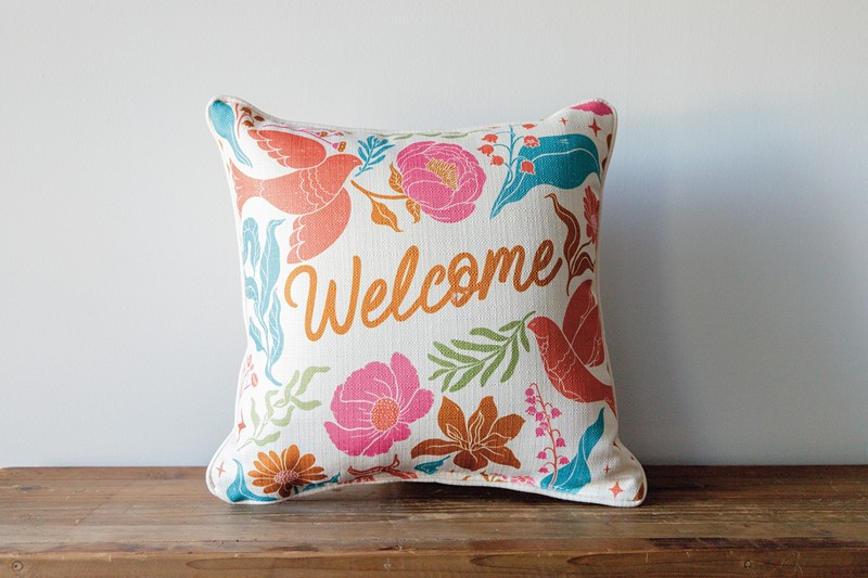 Welcome Dainty Floral Pillow TXT0977